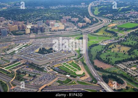 Aerial view of the United States Pentagon, the Department of Defense headquarters in Arlington, Virginia, near Washington DC, with I-395 freeway and t Stock Photo