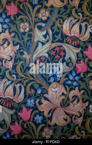 victorian style floral dark wallpaper Stock Photo