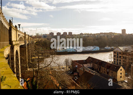 Newcastle upon Tyne: View from High Level Bridge at dusk with Brett Oil building in background over River Tyne Stock Photo