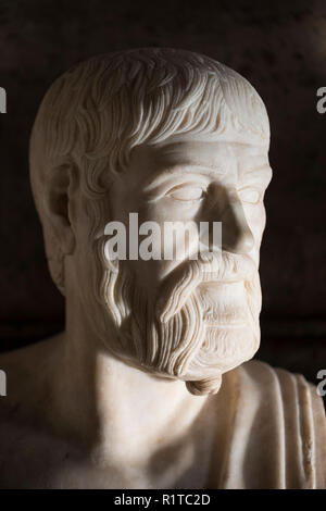 Rome. Italy. Portrait bust of Pindar (Pindaros/Pindarus, ca. 522 – ca. 443 BC) ancient Greek lyric poet from Thebes in the Hall of the Philosophers, C