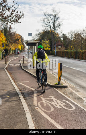 Cycle path along Huntingdon Rd, Cambridge, UK Stock Photo