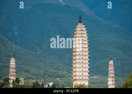 The Three Pagodas (San Ta Si), Dali, Yunnan Province, China Stock Photo