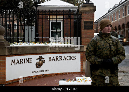 Washington, DC, USA. 15th Nov, 2018. A Marine stands outside Marine Barracks in Washington, DC, U.S, on Thursday, Nov. 15, 2018. President Donald Trump and the First Lady are met with Marines who responded to a building fire at the Arthur Capper Public Housing complex on September 9, 2018. Credit: Andrew Harrer/Pool via CNP | usage worldwide Credit: dpa/Alamy Live News Stock Photo