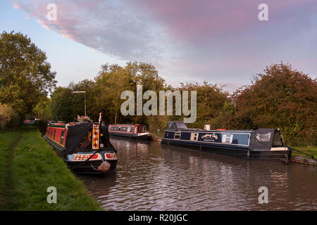 Narrowboats moored on the Ashby Canal near Burton Hastings, Warwickshire, England, UK Stock Photo