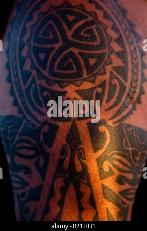 Polynesian tribal tatoo with enata and arrowhead symbols – Tribal  Polynesian tattoo designs