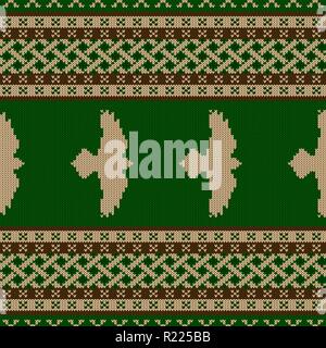 Knitted seamless celtic national ornament. Raven with outstretched wings Stock Vector
