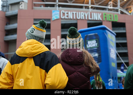 Seattle, WA, USA. 15th Nov, 2018. A Packers couple walks towards CenturyLink Field prior to the start of a game between the Green Bay Packers and Seattle Seahawks at CenturyLink Field in Seattle, WA. Sean Brown/CSM/Alamy Live News