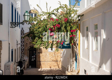 Facade with seashells at the Portas da Villa Antiquily bar in Albufeira ...