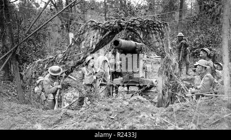 Canadian soldiers, in the Battle of Amiens, World war one, France, August 1918 Stock Photo