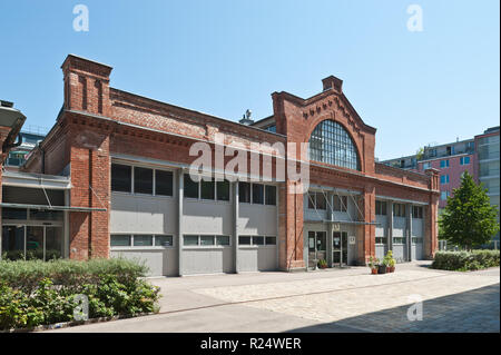 Die Remise Währing, Kreuzgasse ist eine ehemalige, denkmalgeschützte Remise der Wiener Linien. Der Gebäudekomplex befindet sich im Bezirksteil Währing Stock Photo