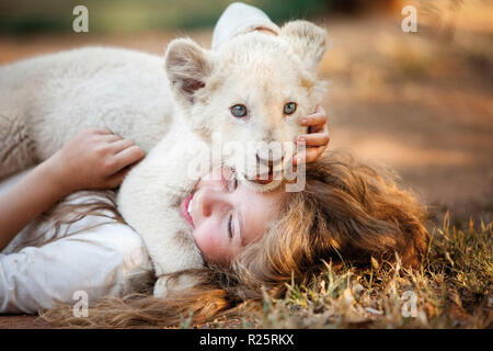 Mia And The White Lion Mia Et Le Lion Blanc Is A 18 French Film Directed