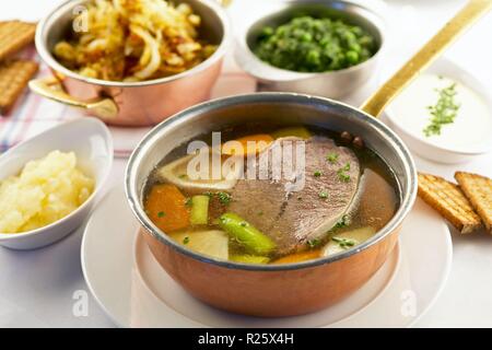 Rinderbruhe hi-res stock photography and images - Alamy
