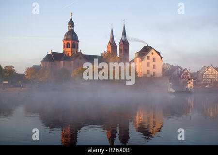 Basilika im Nebel Stock Photo