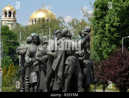 SOFIA, BULGARIA, APRIL 26 2018:  Red army monument with the Cathedral of Saint Alexandar Nevski in the background in Sofia Stock Photo
