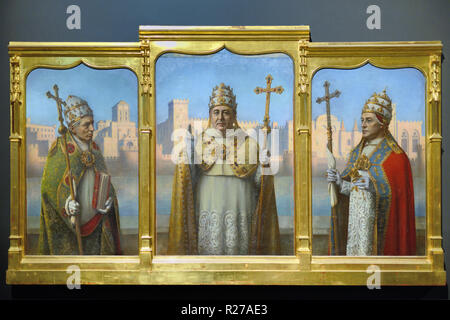 Triptych Builders of the Papal Palace Popes John XXII, Benedict XII & Clement VI Oil Painting by Henri Rondel 1915-16. Palace of the Popes Avignon Stock Photo