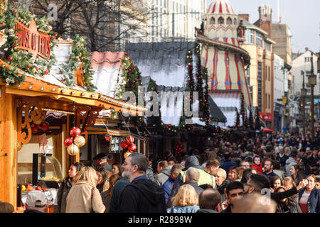 Nottingham, UK. 17th November 2018: Large crowds visit Nottingham Winter wonderland there are many attractions including ice-ring, stalls selling Christmas goods, hot and cold food and an ice bar all in the old market square of Nottingham city centre.Credit: Ian Francis/Alamy Live News Stock Photo