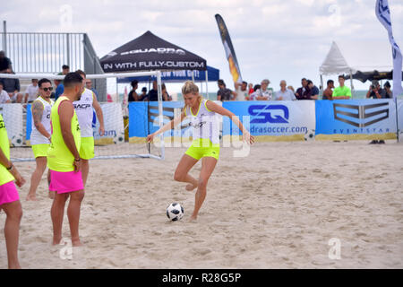 Miami, FL, USA. 17th Nov, 2018. Genie Bouchard attends the World Futbol Gala - Celebrity Beach Soccer Match presented by GACP Sports and Sports Illustrated Swimsuit and Benefiting Best Buddies Charity at Collins Park on November 17, 2018 in Miami, Florida. People: Genie Bouchard Credit: Hoo Me.Com/Media Punch *** No Ny Papers***/Alamy Live News Stock Photo