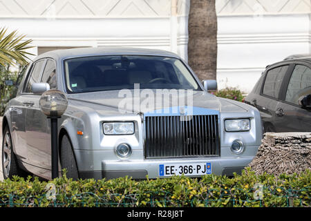 Menton, France - April 5, 2018: Luxury Audi Q7 SUV (Front View) Parked ...