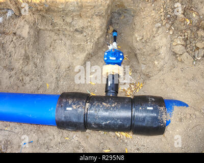 Compression fitting hi-res stock photography and images - Alamy