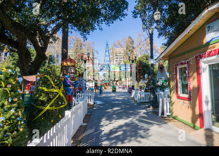 December 6, 2017 San Jose / CA / USA - Alley and exhibits at 'Christmas in the park' event in Plaza de Cesar Chavez, Silicon Valley, south San Francis Stock Photo