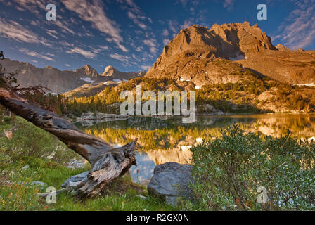 Mount Robinson over Fifth Lake at sunrise, Big Pine Lakes, The Palisades region, John Muir Wilderness, Eastern Sierra Nevada, California, USA Stock Photo