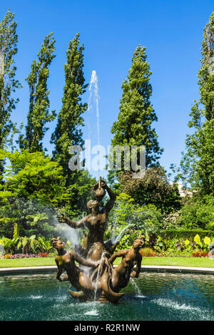 England, London, Regents Park, Queen Mary's Gardens, Triton Fountain Stock Photo