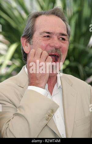 TOMMY LEE JONES THE THREE BURIALS OF MELQUIADES ESTRADA PHOTOCALL 2005 CANNES FILM FESTIVAL CANNES FRANCE 20 May 2005 Stock Photo