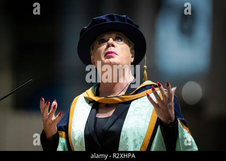 Eddie Izzard addresses graduates after receiving an honorary degree from York St John University ahead of a graduation award ceremony at York Minster. Stock Photo