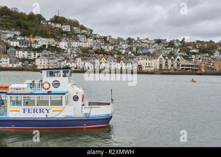 Pedestrian lower ferry boat on the river Dart leaves kingswear for Dartmouth harbour, Devon, England. Stock Photo