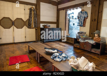 Inside a traditional Korean house at Namsangol Hanok Village, Seoul, South Korea Stock Photo