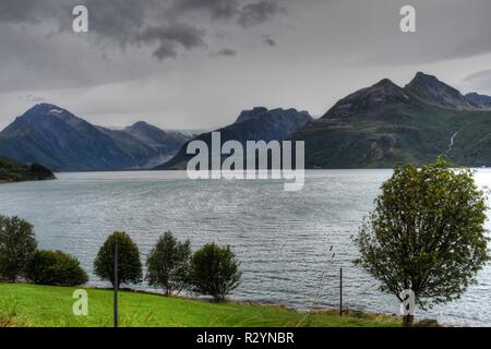 Gletscher, Svartisen, Svartisengletscher, Saltfjellet, Nationalpark, Fjord, Holandsfjorden, Nordfjorden, Schnee, Eis, Eisschicht, kalt, mächtig, Zunge Stock Photo