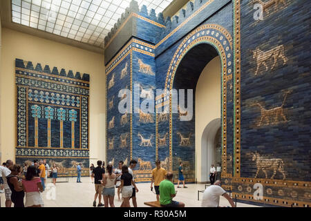 Berlin. Germany. Pergamon Museum. Reconstruction of the Ishtar Gate of Babylon, on the l/h side is the facade of King Nebuchadrezzar’s throne room, de Stock Photo