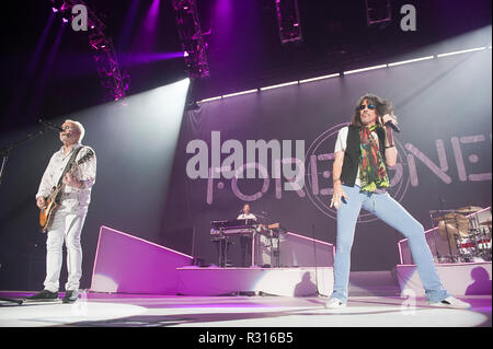 July 3, 2018 - Raleigh, North Carolina; USA - Guitarist MICK JONES and Singer KELLY HANSEN of the band FOREIGNER performs live as their 2018 tour makes a stop at the Coastal Credit Union Music Park at Walnut Creek located in Raleigh Copyright 2018 Jason Moore. Credit: Jason Moore/ZUMA Wire/Alamy Live News Stock Photo