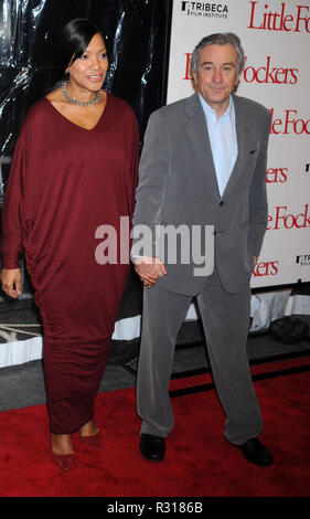 NEW YORK, NY - DECEMBER 15:  Robert De Niro Grace Hightower attends the World Premiere of 'Little Fockers' at the Ziegfeld Theatre on December 15, 2010 in New York City   People:  Robert De Niro Grace Hightower Stock Photo