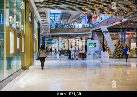 Westfield shopping centre san francisco hi-res stock photography and images  - Alamy