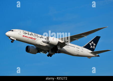 Air India Boeing 787-8 Dreamliner VT-ANU Star Alliance takes off at London Heathrow Airport, UK Stock Photo