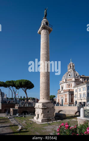 Rom, Roma, Kaiserforen, Trajansforum mit Trajansäule, Colonna di Traiano Stock Photo