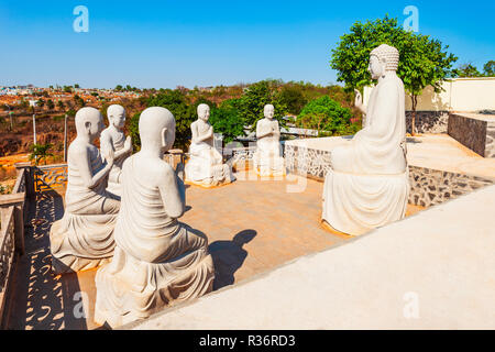 Buddha statues at the Buu Son Buddhist Temple near the Poshanu or Po Sahu Inu Cham Tower in Phan Thiet city in Vietnam Stock Photo