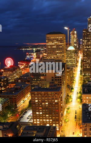 A Vertical aerial Seattle, Washington skyline at night Stock Photo