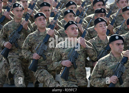 Beirut, Lebanon. 22nd Nov, 2018. Lebanese soldiers march during a ...