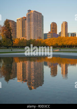 USA, WA, Bellevue. Downtown Park and skyline. Stock Photo