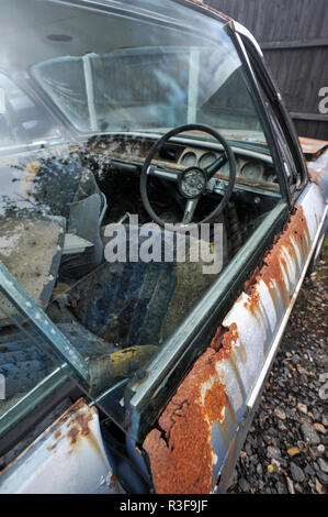 Very rusty wreck classic BMW E9 classic sports car Stock Photo