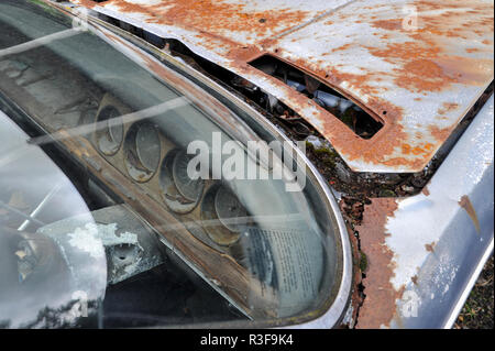 Very rusty wreck classic BMW E9 classic sports car Stock Photo