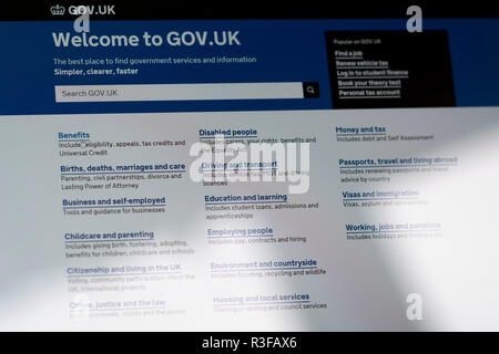 A picture shows a Universal Credit Capability for Work questionnaire form being filled out by a person off work with long term illness. UK. Nov 18. Stock Photo