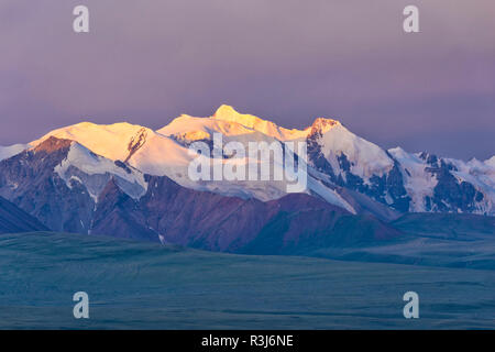 sary-jaz-valley-view-of-the-tien-shan-mountains-issyk-kul-region