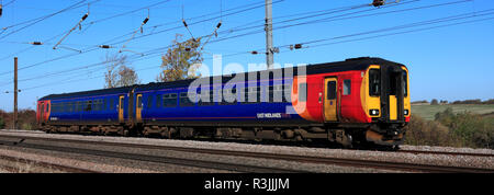 East Midlands trains 155 415, East Coast Main Line Railway, Peterborough, Cambridgeshire, England, UK Stock Photo