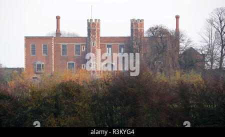 Eastchurch, Kent, UK. 23rd Nov, 2018. Historic Shurland Hall in Eastchurch, Kent has been put up for sale at guide price of £2.5m with agents Fine & Country who describe it as a 'rare opportunity to acquire one of the regions, if not the United Kingdoms finest homes'. The 16th Century Gatehouse played host to Henry VIII and Anne Boleyn in October 1532. The ruins were re-constructed by the Spitalfields Trust in 2006 with a grant from England Heritage and the Architectual Heritage Fund. Listed Grade II* and Scheduled Ancient Monument. Credit: James Bell/Alamy Live News Stock Photo