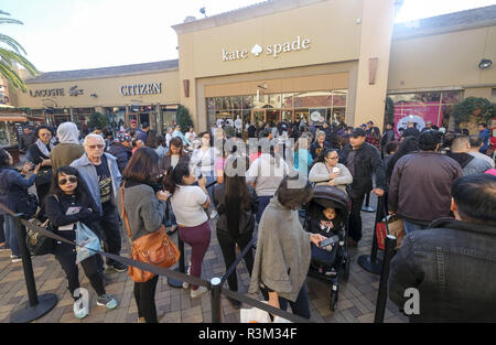 Los Angeles, California, USA. 23rd Nov, 2018. Customers shop during Black  Friday sale at the Citadel Outlets in Los Angeles, Friday, Nov. 23, 2018.  Credit: Ringo Chiu/ZUMA Wire/Alamy Live News Stock Photo -