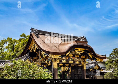 Kyoto, Japan. Golden Karamon gate leading Nijo Castle, Ninomaru Palace Stock Photo