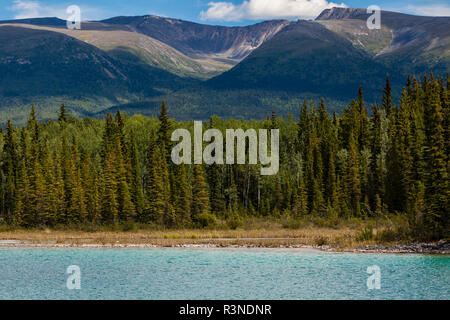 Canada, British Columbia, Boya Lake Provincial Park. Boya Lake and Cassiar Mountains Stock Photo